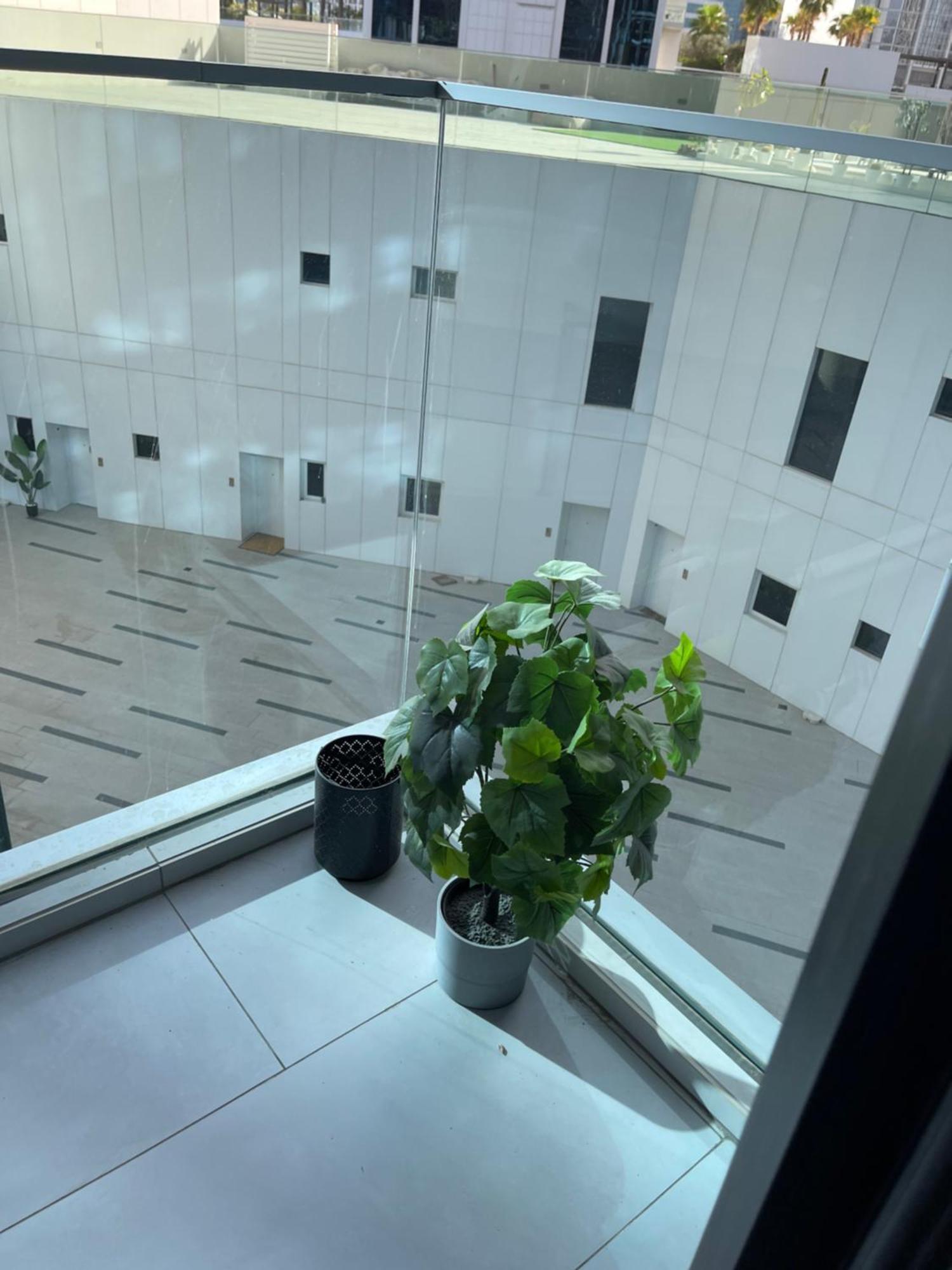 Marquise Square Tower Luxury App'S Dubai Exterior foto