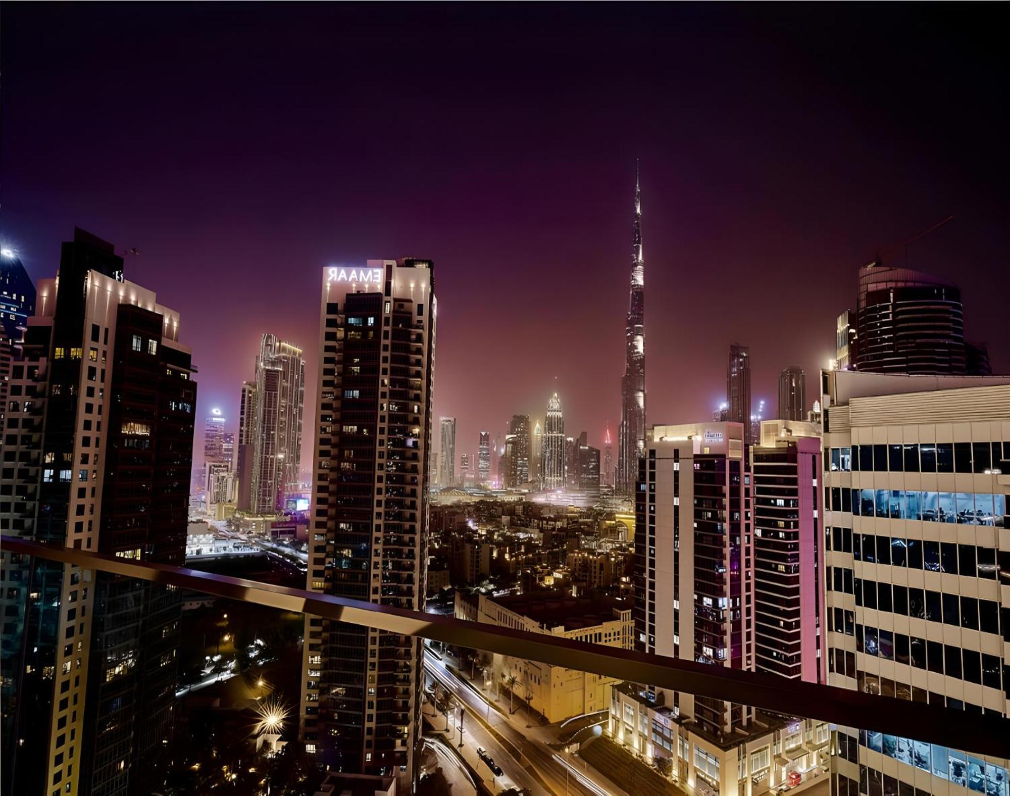 Marquise Square Tower Luxury App'S Dubai Exterior foto